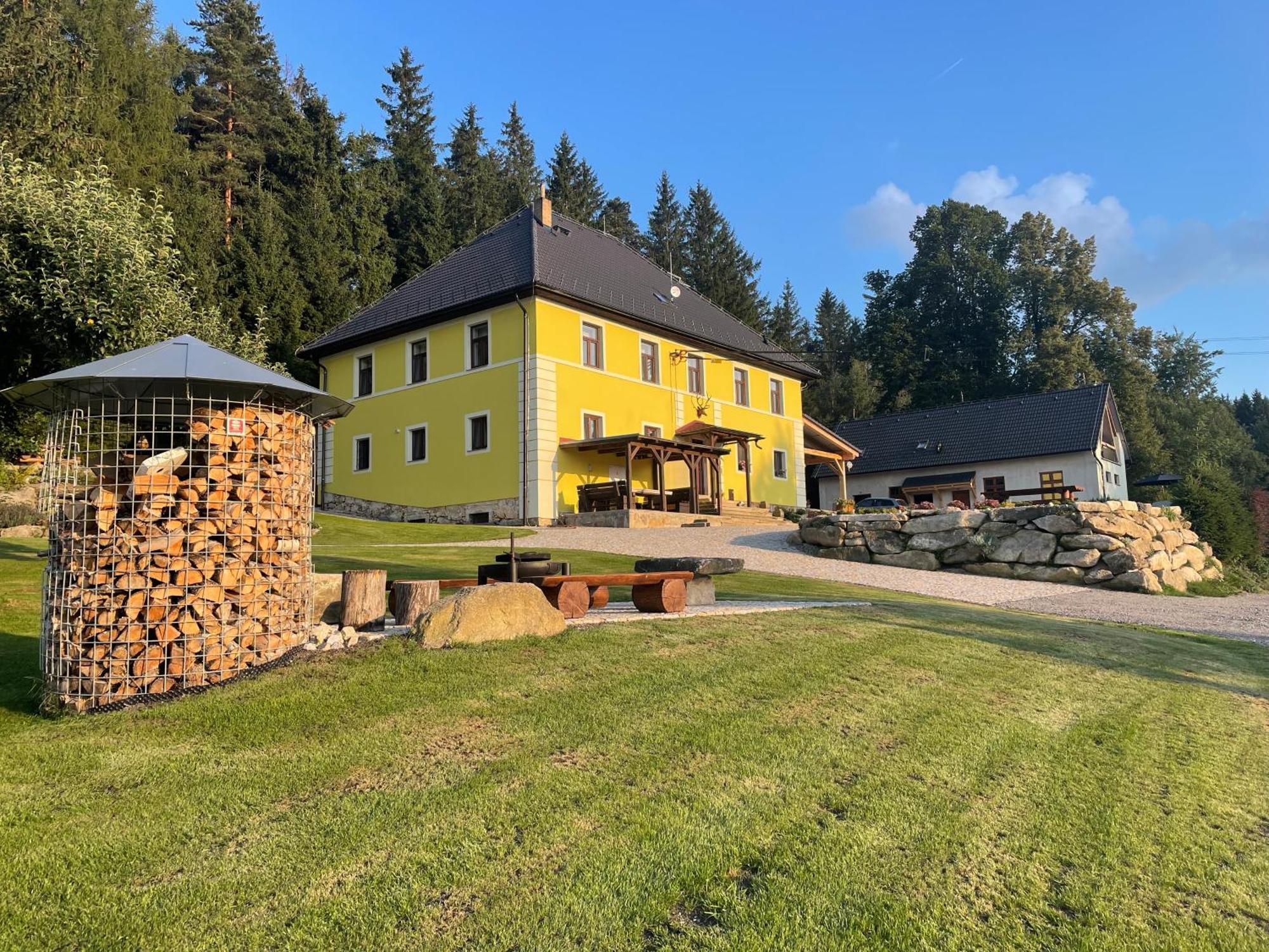 Apartmany Hajovna Lipno Loučovice Zewnętrze zdjęcie